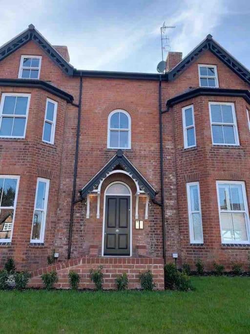 Boutique Luxury Apartment, High St, Henley-In-Arden Екстер'єр фото